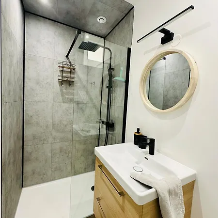Pi - T2 Cozy - Fac & Centre - Climatisation - Cour - Wifi Apartment Perpignan